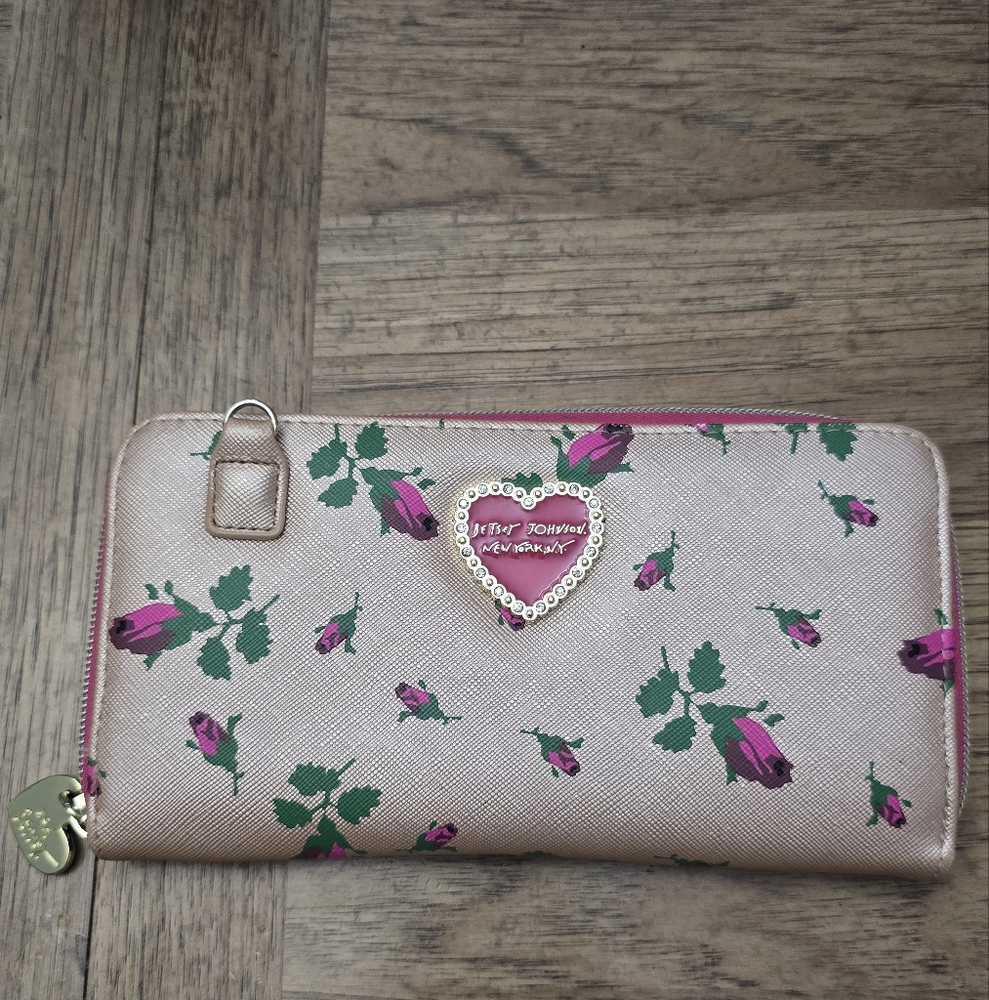 Betsy Johnson Wallet with Heart Charm And Crossbody Chain